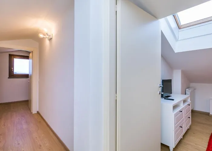 度假居 Melograno-2 By Interhome *